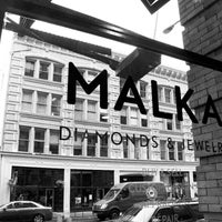 6/14/2017에 Malka Diamonds &amp; Jewelry님이 Malka Diamonds &amp; Jewelry에서 찍은 사진