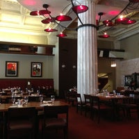 4/1/2013 tarihinde Paul K.ziyaretçi tarafından Restaurant Max'de çekilen fotoğraf