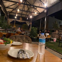 Foto scattata a Kanatçı Kaya Restoran da M.Raşid Ç. il 8/30/2022