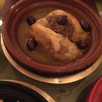 Foto scattata a Tanjiah Restaurant da Alharith il 1/22/2016
