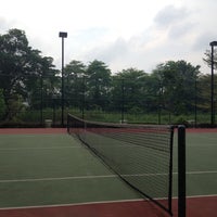 Photo taken at Windermere Tennis Court by Shan O. on 3/22/2014
