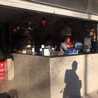 Photo taken at Mome&amp;#39;s café by Por Zeus on 12/11/2017