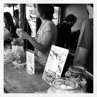 Foto scattata a The Breakfast Review coffee point da Gianluca N. il 10/10/2012