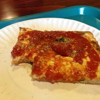 2/28/2013 tarihinde Denice M.ziyaretçi tarafından Iggy&#39;s Pizzeria'de çekilen fotoğraf