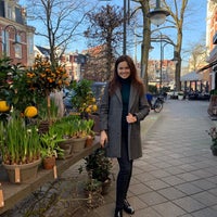 Photo taken at Kiosk Rembrandt Van Gogh by Marinari Y. on 3/3/2019