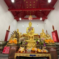 Photo taken at หลวงพ่อโบสถ์บน by Liftildapeak W. on 2/28/2021