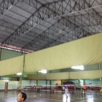 Photo taken at Suan Sa Ngob Badminton Court by Liftildapeak W. on 6/29/2014