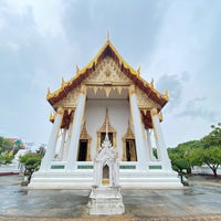 Photo taken at Wat Khema Pirataram by Liftildapeak W. on 11/6/2021
