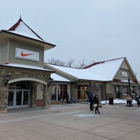 Nike outlet finds in Woodbury Commons #sneaker 