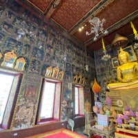 Photo taken at Wat Ratcha Orasaram by Liftildapeak W. on 3/21/2021