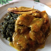 2/2/2013 tarihinde Andrij O.ziyaretçi tarafından Jamaica Choice Caribbean Cuisine'de çekilen fotoğraf