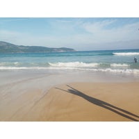 Photo taken at lopes mendes -ilha grande by Cinthya T. on 6/28/2014