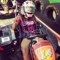 Foto tirada no(a) The Pit Indoor Kart Racing por Ciara D. em 6/30/2013