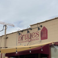 Foto tirada no(a) Bruges Waffles &amp;amp; Frites por Donald L. em 9/30/2023