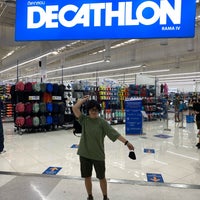 Photo taken at Decathlon by PLueMjAii C. on 8/1/2020