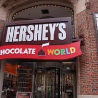 Photo taken at Hershey&amp;#39;s Chocolate World Chicago by Aleqz S. on 1/3/2017