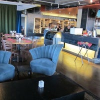 Foto tirada no(a) Cheuvront Restaurant &amp;amp; Wine Bar por Phoenix New Times em 4/2/2013