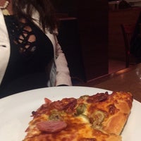 Photo taken at Pizza Hut by Karina on 9/3/2017