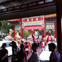 Photo taken at 城隍廟 @ 300 Pandan Garden by Benny S. on 11/25/2012