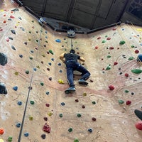 Foto tirada no(a) Rockville Climbing Center por Justin J. em 10/11/2022