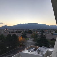 7/16/2017에 Maya Q.님이 Albuquerque Marriott Pyramid North에서 찍은 사진