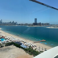 Photo taken at Palm Jumeirah by . F. on 5/10/2024