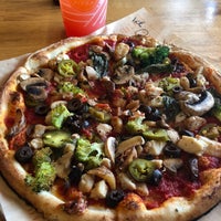 Foto diambil di Blaze Pizza oleh jean s. pada 11/9/2018