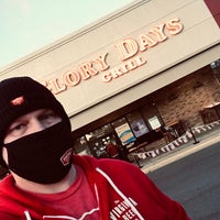 Photo taken at Glory Days Grill by R W. on 2/6/2021