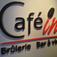 Foto tirada no(a) Café In Brûlerie/Lounge por Luca A. em 6/22/2013