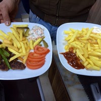 Photo taken at Elit Kumru Fast Food by Salih Ş. on 3/5/2014