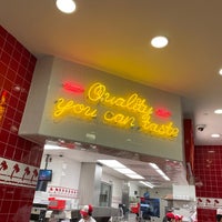 Photo taken at In-N-Out Burger by achimh on 3/12/2020
