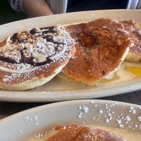 Photo taken at Snooze, an A.M. Eatery by Carrie L. on 10/20/2023