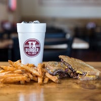 Photo prise au TX Burger - Wellborn par TX Burger - Wellborn le8/8/2017