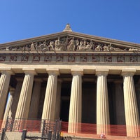 รูปภาพถ่ายที่ The Parthenon โดย Ryan J. เมื่อ 4/20/2013