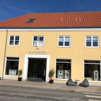Photo taken at Skagens Museums butik by Paulo on 7/26/2018