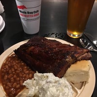 11/3/2017 tarihinde John M.ziyaretçi tarafından Whole Hog Cafe North Little Rock &amp;amp; Catering'de çekilen fotoğraf