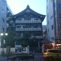 Photo taken at 長光寺 by ぞひ on 5/1/2018