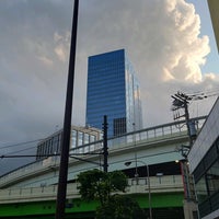 Photo taken at 池袋六ツ又交差点 by ぞひ on 5/22/2022