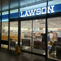 Photo taken at Lawson by ぞひ on 7/18/2017