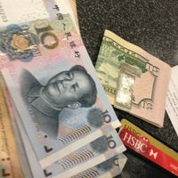 Dubai Duty Free Currency Exchange مطار دبي الدولي 55人の訪問者 Dubai Duty Free Currency Exchange