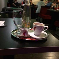 Foto diambil di Caffe &amp;amp; Cocktail Bar Fortix oleh Milan M. pada 11/4/2017