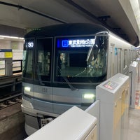 Photo taken at Hibiya Line Platform 2 by てっしー on 5/28/2022