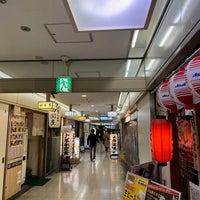 Photo taken at Osaka Ekimae 2nd Building by てっしー on 3/18/2023