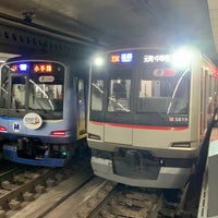 Photo taken at Tokyu Platforms 3-4 by てっしー on 12/23/2021