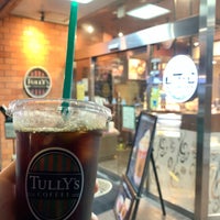 Photo taken at Tully&amp;#39;s Coffee by てっしー on 11/30/2021