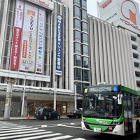 Photo taken at 東急百貨店本店前バス停 by てっしー on 3/8/2021
