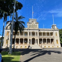 Photo taken at ‘Iolani Palace by Qe M. on 9/10/2023