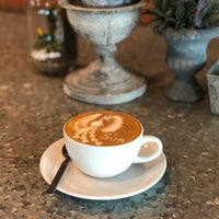 Photo taken at TINPRESSO by Sunny M. on 10/17/2019
