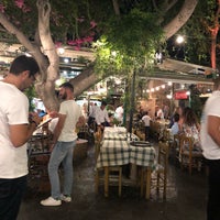 Das Foto wurde bei Romeo Garden Restaurant von A.Yavuz M. am 8/18/2019 aufgenommen