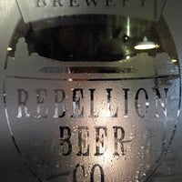 รูปภาพถ่ายที่ Rebellion Beer Co. Ltd. โดย Michael H. เมื่อ 2/23/2018